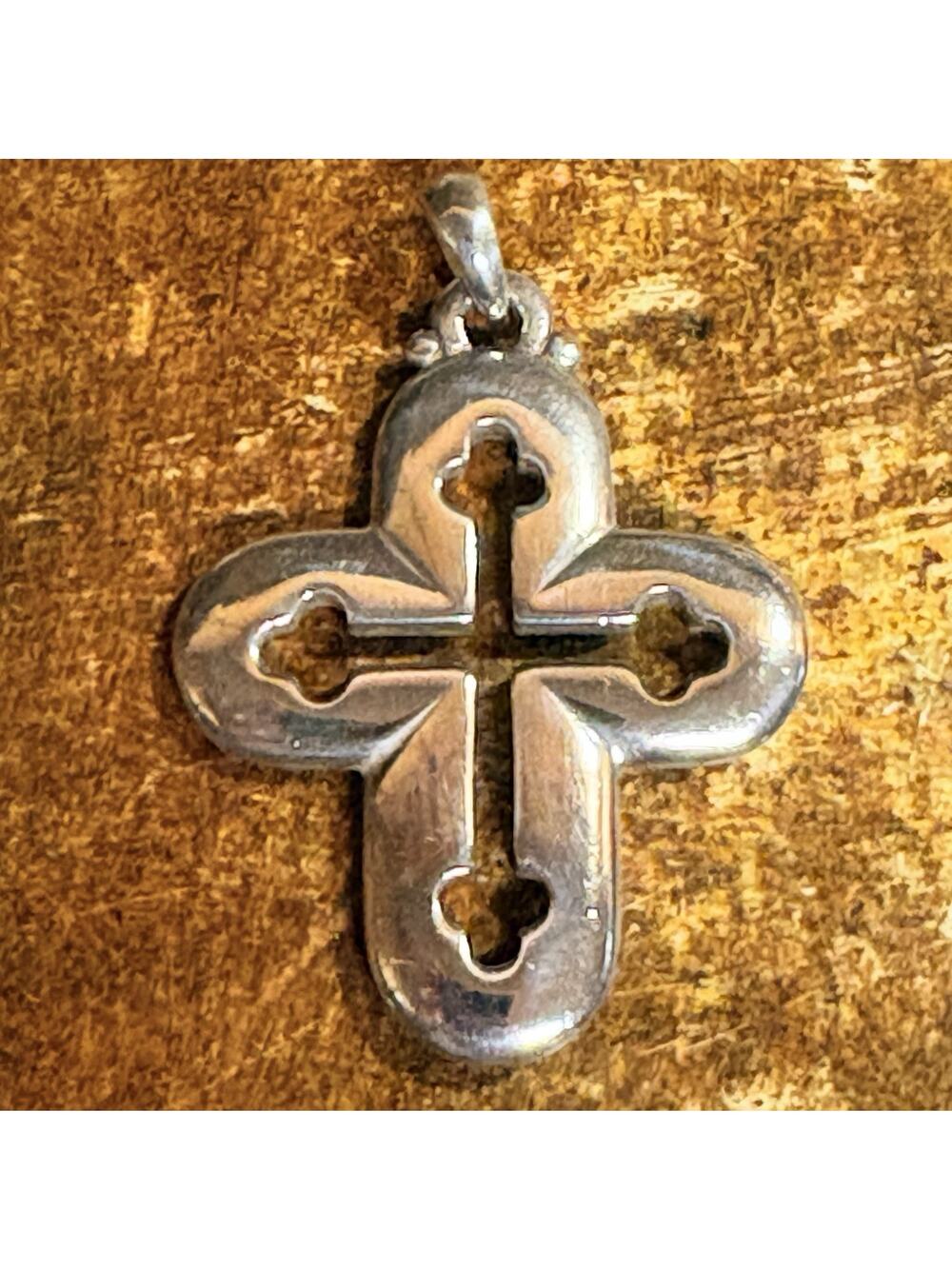 James Avery Pendant Sterling Silver Budded Cutout Cross w/in Cross Retired Vint.
